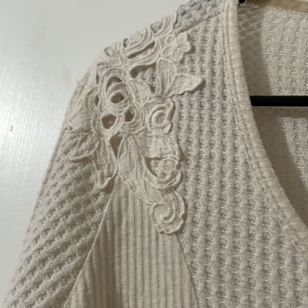 Coco + Jaimeson Top Size M - image 2